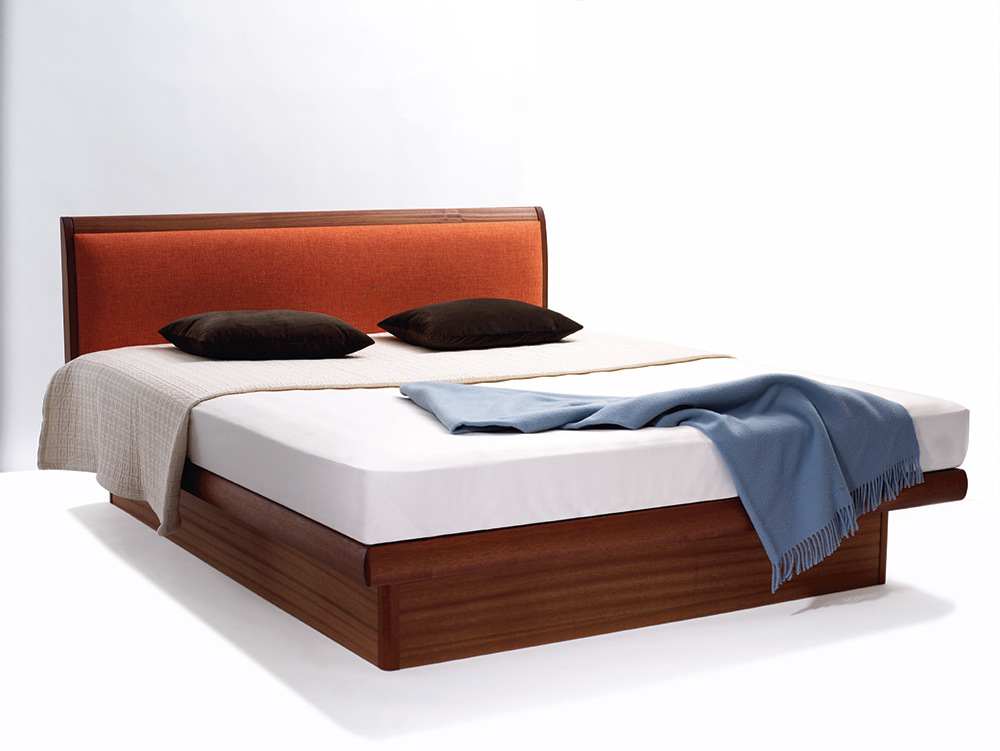 Akva Waterbeds - Back in Action