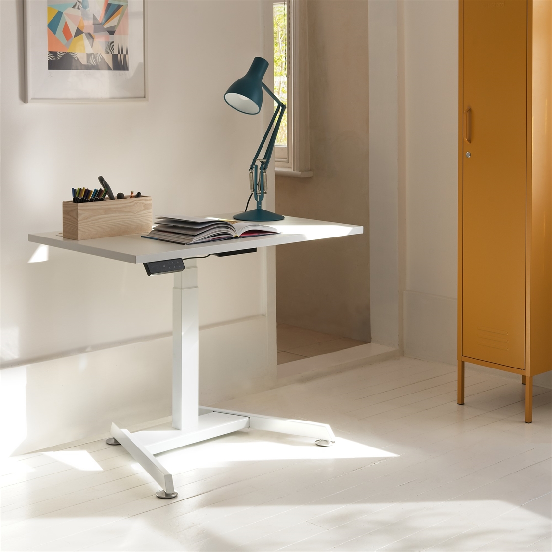 Sit to shop stand desk small